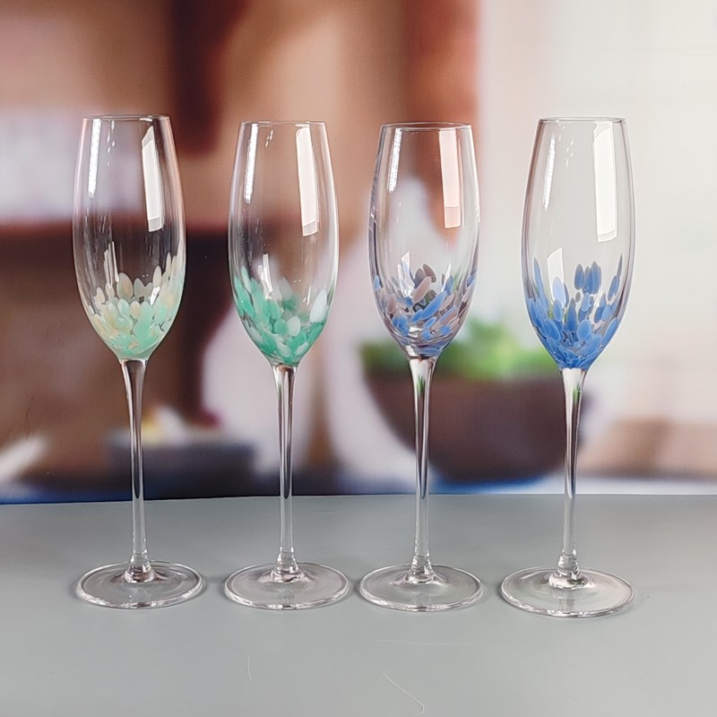 jakość Customized Hand Blowned Half-confetti Lead Free Crystal Wine Glass Set fabryka