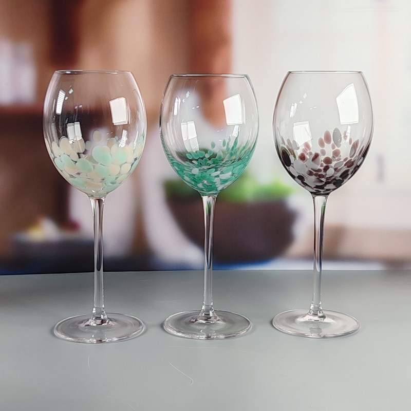 jakość Customized Hand Blowned Half-confetti Lead Free Crystal Wine Glass Set fabryka