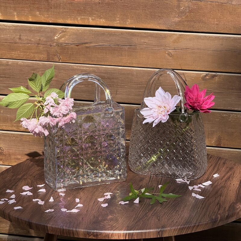 jakość Hand-Blown Diamond Pattern Glass Handbag Vase - Versatile Decorative Centerpiece for Home & Wedding Decor fabryka