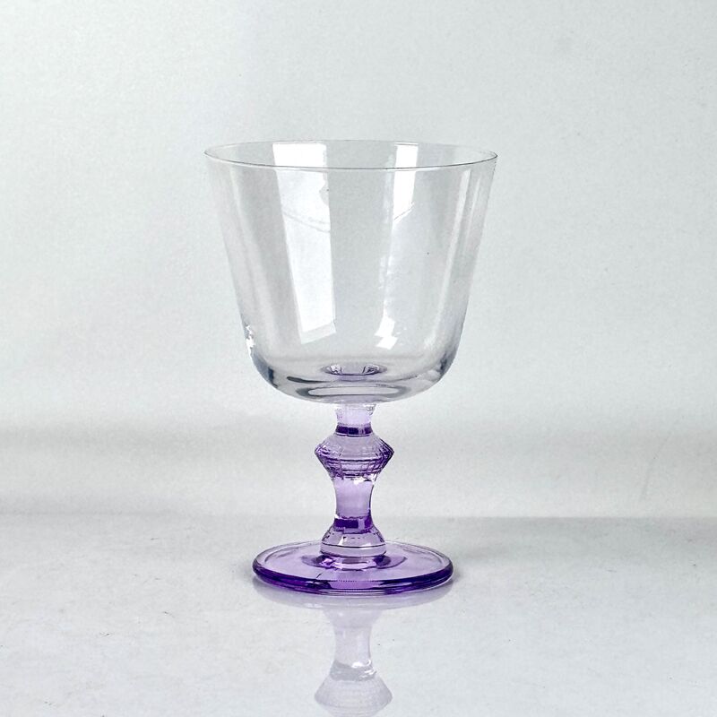 jakość 4‑Pack Vintage Purple Stem Wine Glasses, Assorted Shapes Clear Cup with Decorative Purple Stem, Handblown Glass Goblets for Wedding Party Home Tabletop Decoration fabryka