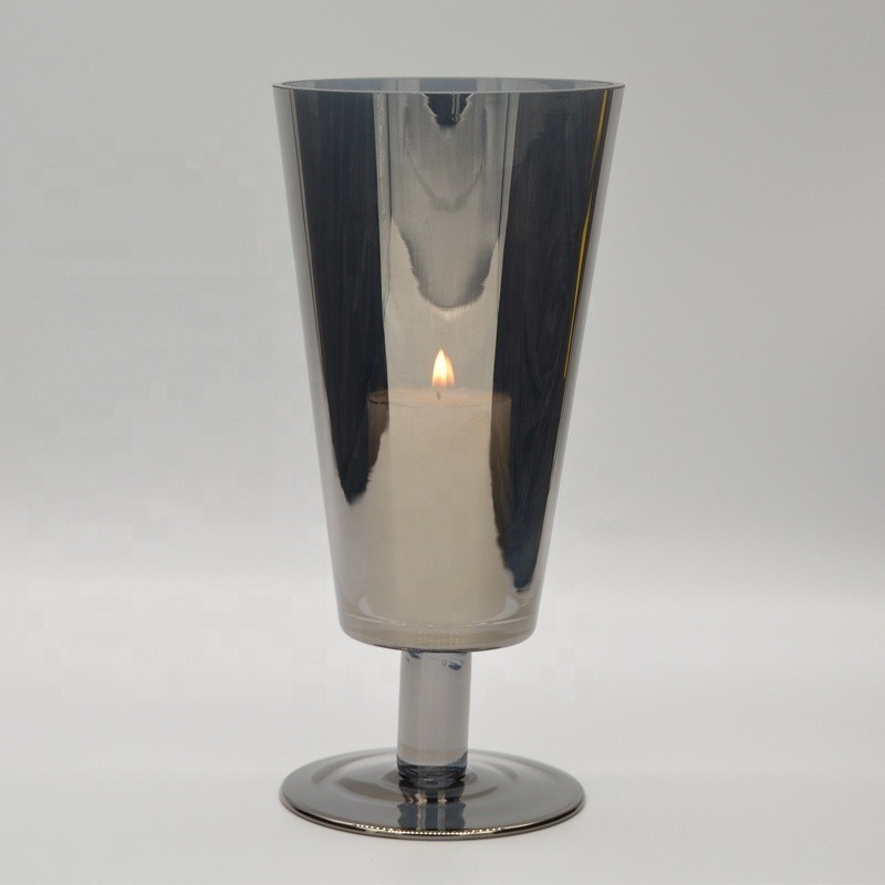 jakość Stemed Electroplated Grey Glass Candle Holder Centerpieces fabryka