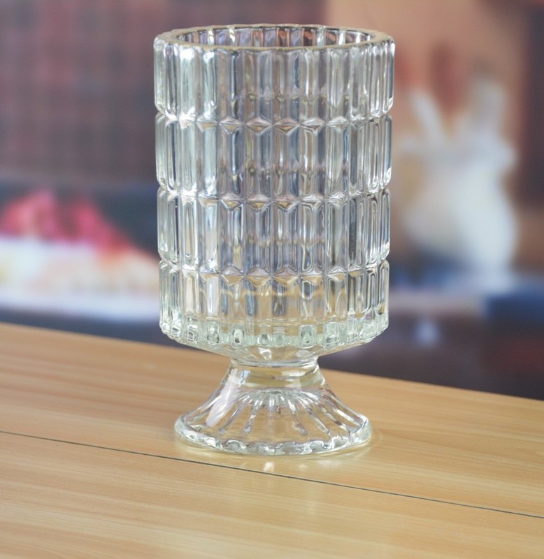 jakość Heavy Duty Foot Pillar Glass Candle Holders , Clear Glass Candle Holders As Flower Vase fabryka