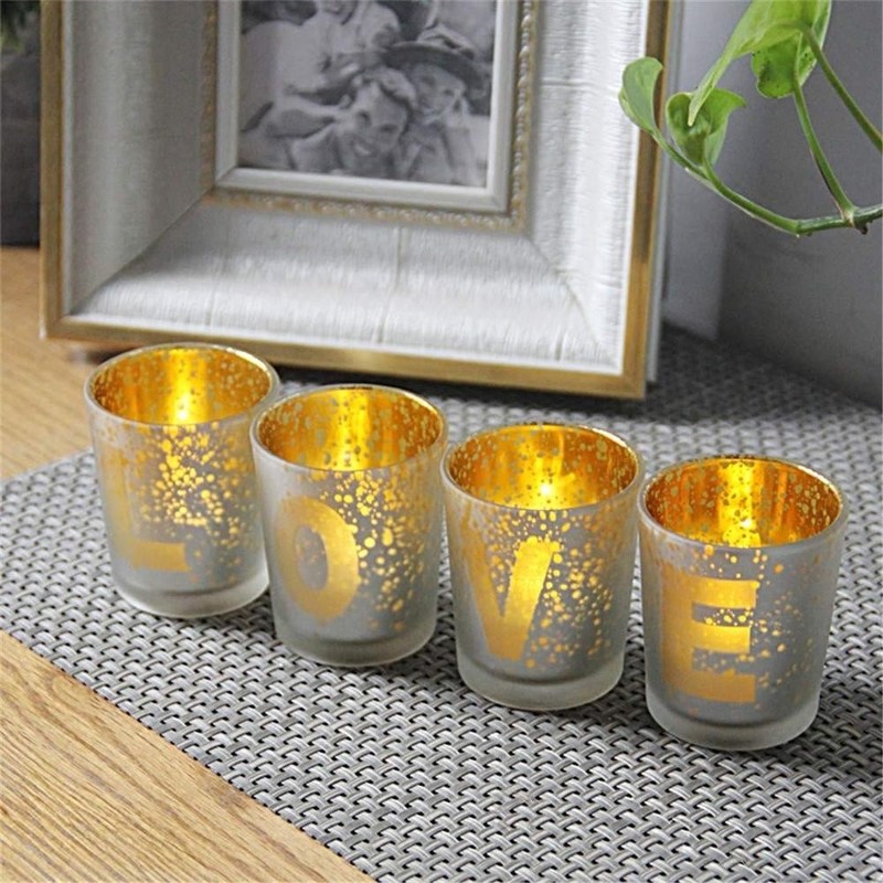 jakość Electroplated Matte Glass Candle Holders With Morden Pattern fabryka