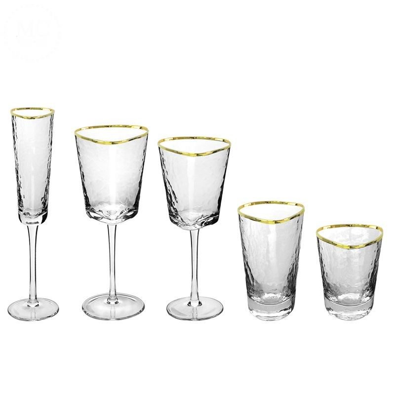 jakość Hammer Texture Crystal Wine Glass In Triangle Shape fabryka