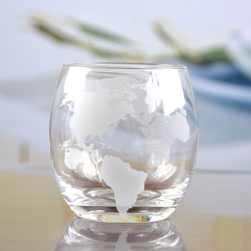 jakość Globe Design Etched Handmade Whiskey Glass , Whiskey Tasting Glasses For Restaurant fabryka
