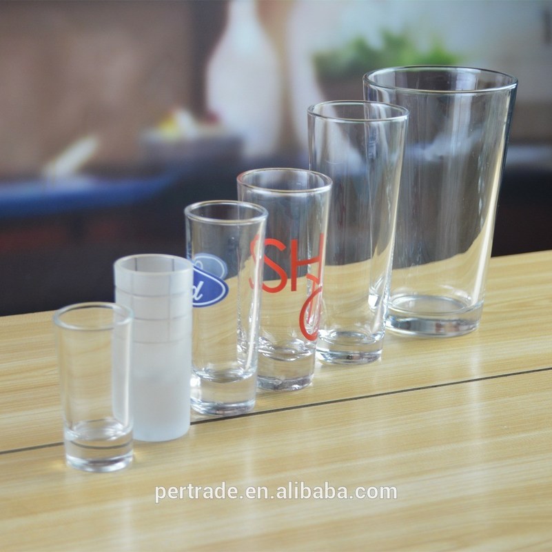 jakość High White Glass Customized Color Logo Tequila Shot Glass , Crystal Shot Glasses fabryka