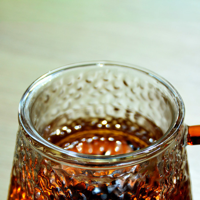 jakość Handmade Glass Tea Mug With Embossed pattern High Borosilicate GlassTea Cup Tumbler Drinking Glasses fabryka