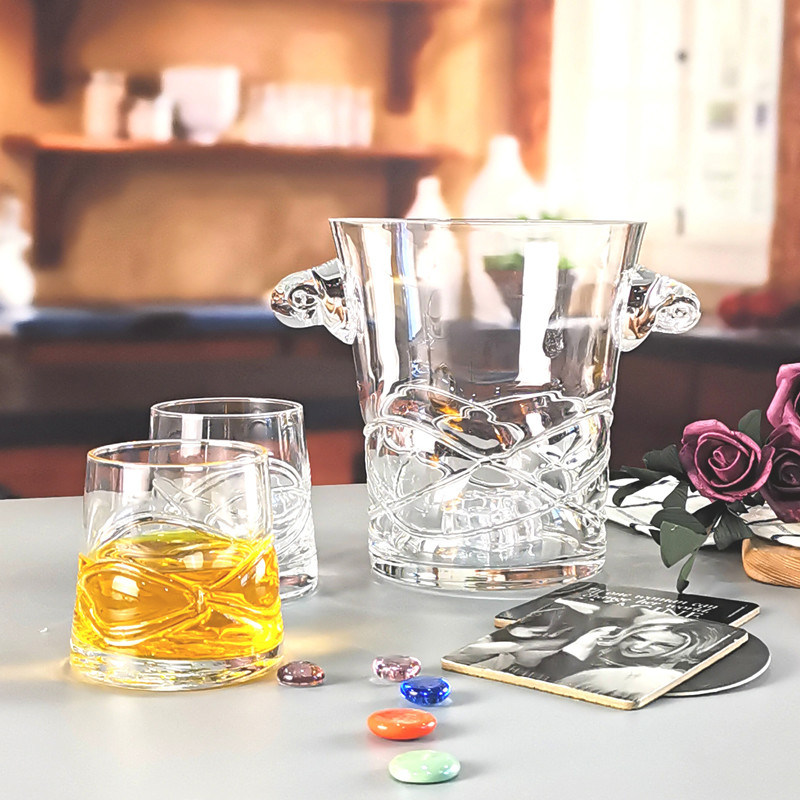 jakość Unique Handmade Whiskey Glass With Inlaid Eyes Design fabryka