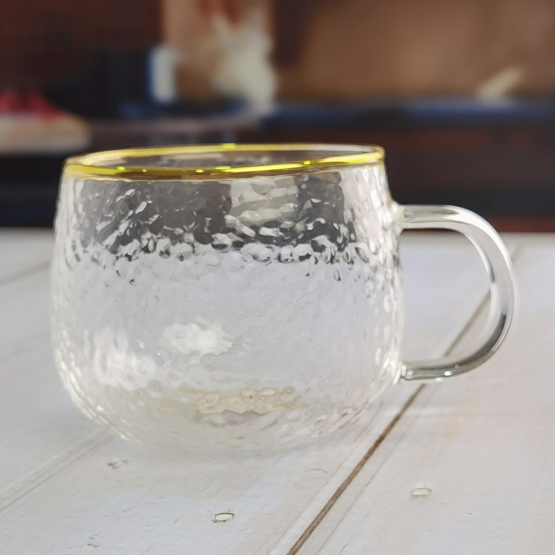 jakość Borosilicate Hammered Texture Tumbler Drinking Glasses With Golden Rim fabryka