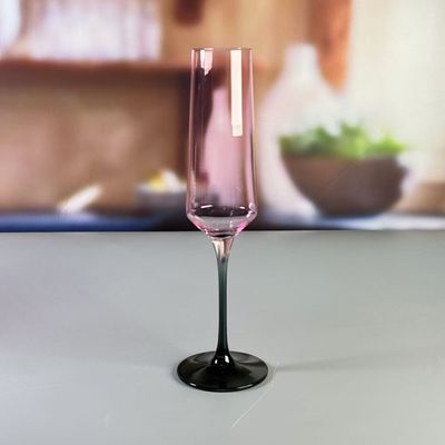 jakość Hand-blow Color Gradient Wine Glass Set High Quality Crystal Wine Glass For Gift For Weeding fabryka