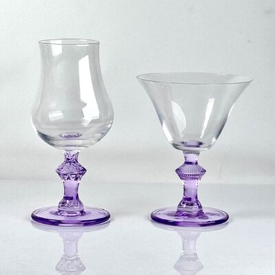 jakość 4‑Pack Vintage Purple Stem Wine Glasses, Assorted Shapes Clear Cup with Decorative Purple Stem, Handblown Glass Goblets for Wedding Party Home Tabletop Decoration fabryka