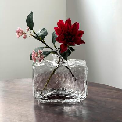 jakość Rectangular Clear Hammered Glass Vase - Modern Minimalist Decorative Flower Vase for Table Centerpiece fabryka