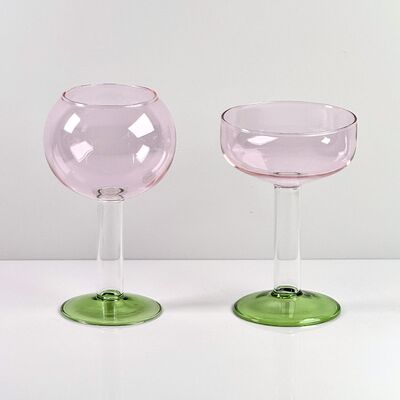 Jakość Hand Blown Borosilicate Stemmed Wine & Cocktail Glass Set, Pink Bowl with Green Hollow Stem Base, Colored Spray Tinted Art Goblets for Bar, Wedding & Table Decor fabryka