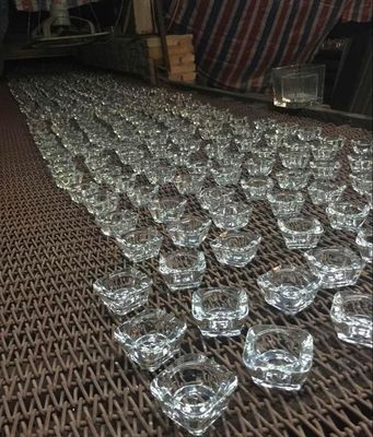jakość Mini Size Sqaure Glass Votive Candle Holders For Tealight fabryka