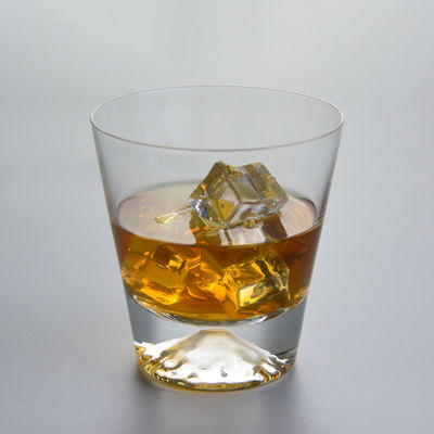 jakość Heavy Base Transparent Handmade Whiskey Glass For Party fabryka