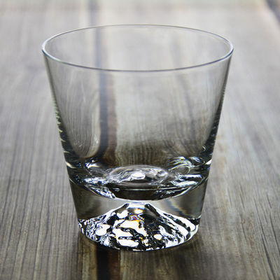 jakość Heavy Base Transparent Handmade Whiskey Glass For Party fabryka