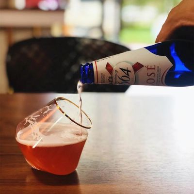 jakość New Style Unique Shaped Crystal Whiskey Glasses , Tumbler Drinking Glass For Home fabryka