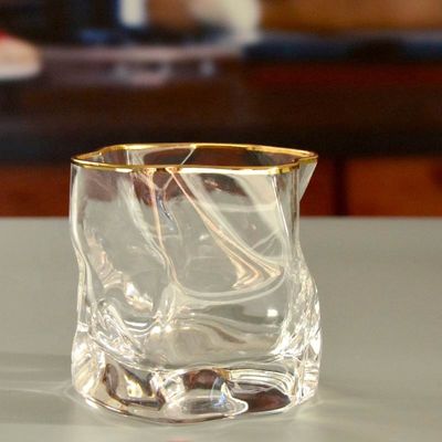 jakość Irregular Handmade Whiskey Glass With Gold Rim fabryka