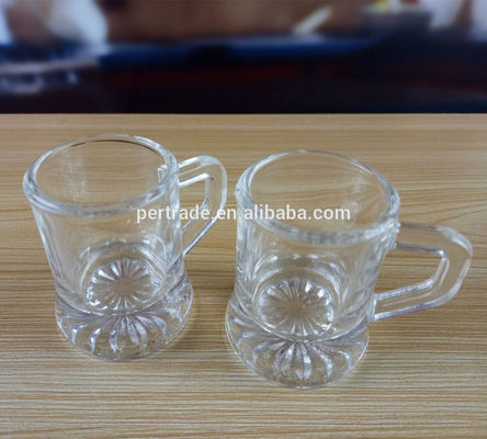 jakość Customize Unique Shot Glasses , Mini Shot Glasses With Embossed Bottom fabryka