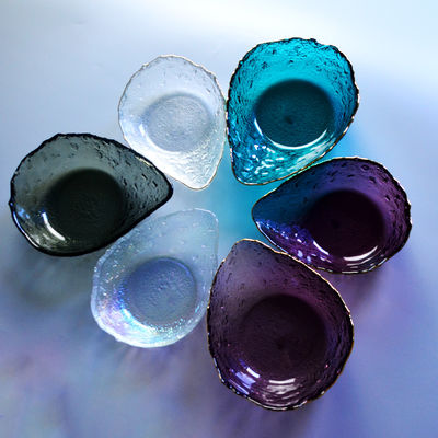 jakość Irregular shaped Colored Creative Glass Charger Plates fabryka