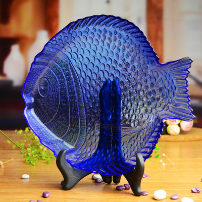 jakość Fish Shaped Embossed Colorful Glass Charger Plates fabryka