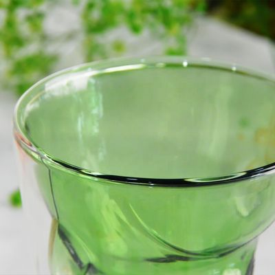 jakość Green Borosilicate Double Layer Colored Drinking Glasses fabryka